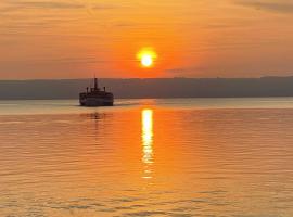 Panoramahaus am Ammersee I Sauna I Wellness I Kamin โรงแรมในแฮร์ชิง อัม อัมเมอร์เซ