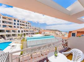 Pretty 1B apartment in Diamantes 2, Heated pool, hótel með bílastæði í Los Cristianos