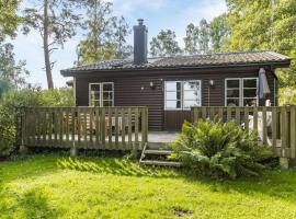 Holiday Home Kjuge Nya Huset - SKO181, būstas prie paplūdimio mieste Fjälkinge