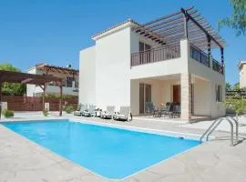 Luxury Coral Bay Villa - Villa Coral Bay Sun - 3 Bedroom Villa - Private Swimming Pool - Central Location