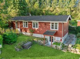 Beautiful Home In Holbk With Kitchen, hotel i Holbæk