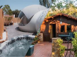 Fuente del Lobo Glamping & Bungalows - Adults Only, camping en Pinos Genil