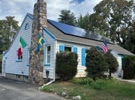 A Spicy Swedish Cottage, biệt thự ở Salt Lake City