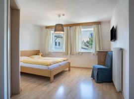 Residence zum Roessl 104, parkimisega hotell sihtkohas Anterivo