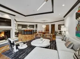 Luxury 3 Bedroom Condo at The Arrabelle