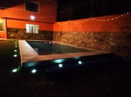 Casa YilZil, hotel amb piscina a Alpuyeca