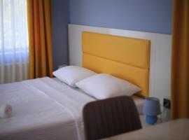 Sunny Sadgeri, cheap hotel in Borjomi