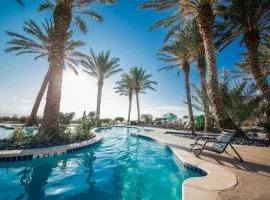 Cozy Beach Home with Resort Amenities, Oceanbay, lake views and 3 decks!