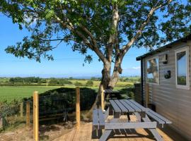 Lake District Solway View 16 The Beeches Caravan Park، فندق في Gilcrux