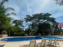 Dream Site near Punta Leona, viešbutis su sūkurinėmis voniomis mieste Chako