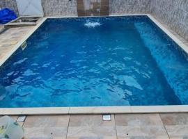 Casa com piscina em boituva, atostogų namelis mieste Boituva