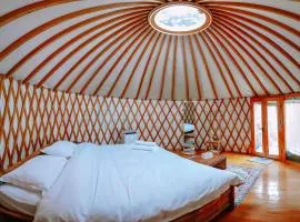 Nomad Yurts, glamping site in Coron