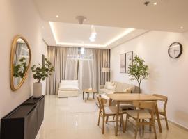 Luxury Brand New 1BD Apt in AJMAN FREE Parking NEAR Beach, hotel in Ajman 