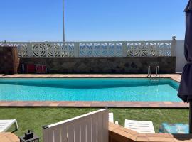 El Mar, hotel a prop de Platja de Las Burras, a San Agustín