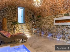 LUXXLOFT Luxusapartments Wetzlar, hotel con pileta en Wetzlar
