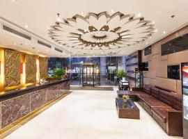 Milo Hotel - Near Shanghai Hongqiao National Exhibition Center – hotel z parkingiem w mieście Chunshen