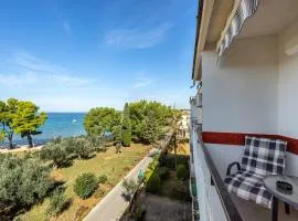Apartment Ivana with Sea View - Pet Friendly