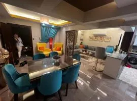 luxury flat with garden and private entrance شقة فاخرة بحديقة و مدخل خاص