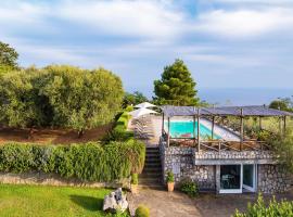 Le Capannelle, hotel in SantʼAgata sui Due Golfi