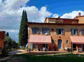 Casa Ezio Marchi - Tre spaziose suite, bed and breakfast en Bettolle