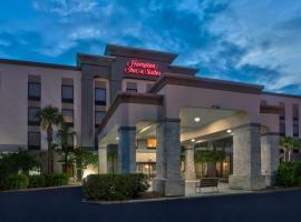 Hampton Inn & Suites Tampa-East/Casino/Fairgrounds, lemmikkystävällinen hotelli kohteessa Seffner