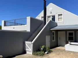 Myrtle Loft, hotel with parking in Cape Town