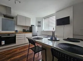 Guest House - close to all amenities