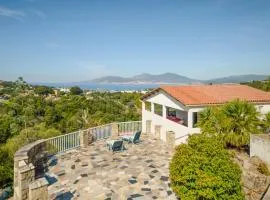 3 Bedroom Cozy Home In Porticcio