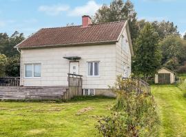 Lovely Home In Ullared With Kitchen, feriebolig i Ullared