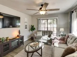 Pet-Friendly Casa Grande Townhome Screened Atrium