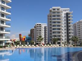 Caesar Blue Large Studio with Sea View and Aquapark, hotel in Boğaz