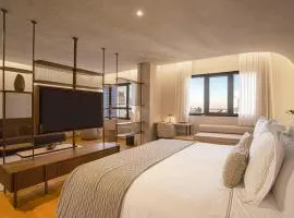 QOYA Hotel Curitiba, Curio Collection by Hilton