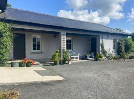 Impeccable 1-Bed Apartment in gated secure setting, hotel v destinaci Hackstown Bridge