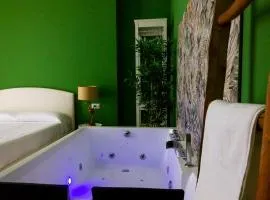 COMÓ EXCLUSIVE