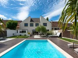 Luxury villa near Disneyland Bmyguest