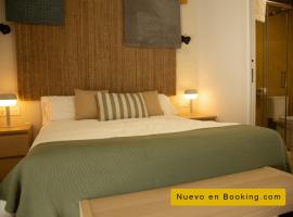 HOTEL LOS ALAMOS BOUTIQUE, hotelli kohteessa Plasencia