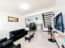 Vacation Transient Guest House Rental Calapan City L43, hotel in Calapan
