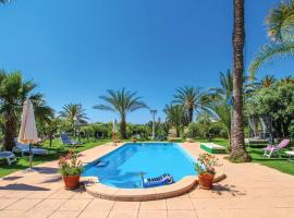 6 bedrooms villa at Alicante 800 m away from the beach with private pool enclosed garden and wifi, hotel v destinácii La Marina