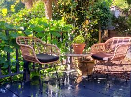 Alexandra Retreat, hotel in Hastings