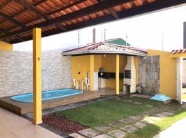 Casa Amarela na Praia de Guaibim-Taquari, hotel con pileta en Guaibim