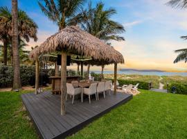 Vista Del Mar Oceanfront Home Stunning Views Backyard Oasis, hôtel à Cocoa Beach