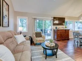 Gilford Townhome with Lakefront Beach and Pool Access!