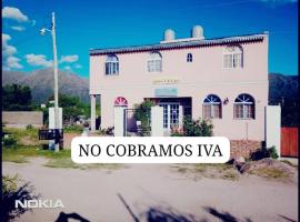 Hosteria Dharma, hotell i Capilla del Monte