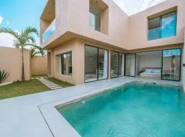 Minimalist Paradise: Tranquil Canggu Villa Ummi