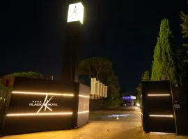 Black Hotel