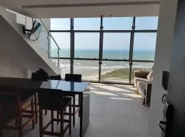 Vista EXPLENDIDA MAR, duplex na cobertura, ilha do amor Barra Home Stay