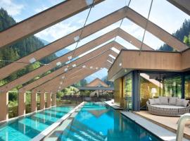 ZillergrundRock Luxury Mountain Resort, khách sạn ở Mayrhofen