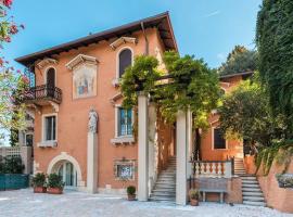 Villa Natalia Luxury Rooms, hôtel de luxe à Vérone