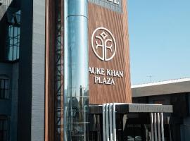 Tauke Khan Plaza, hotel Simkentben