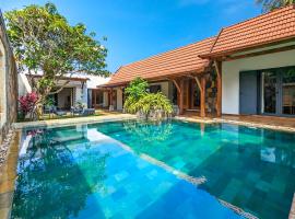 Plumeria Villa, cottage in Pointe aux Canonniers